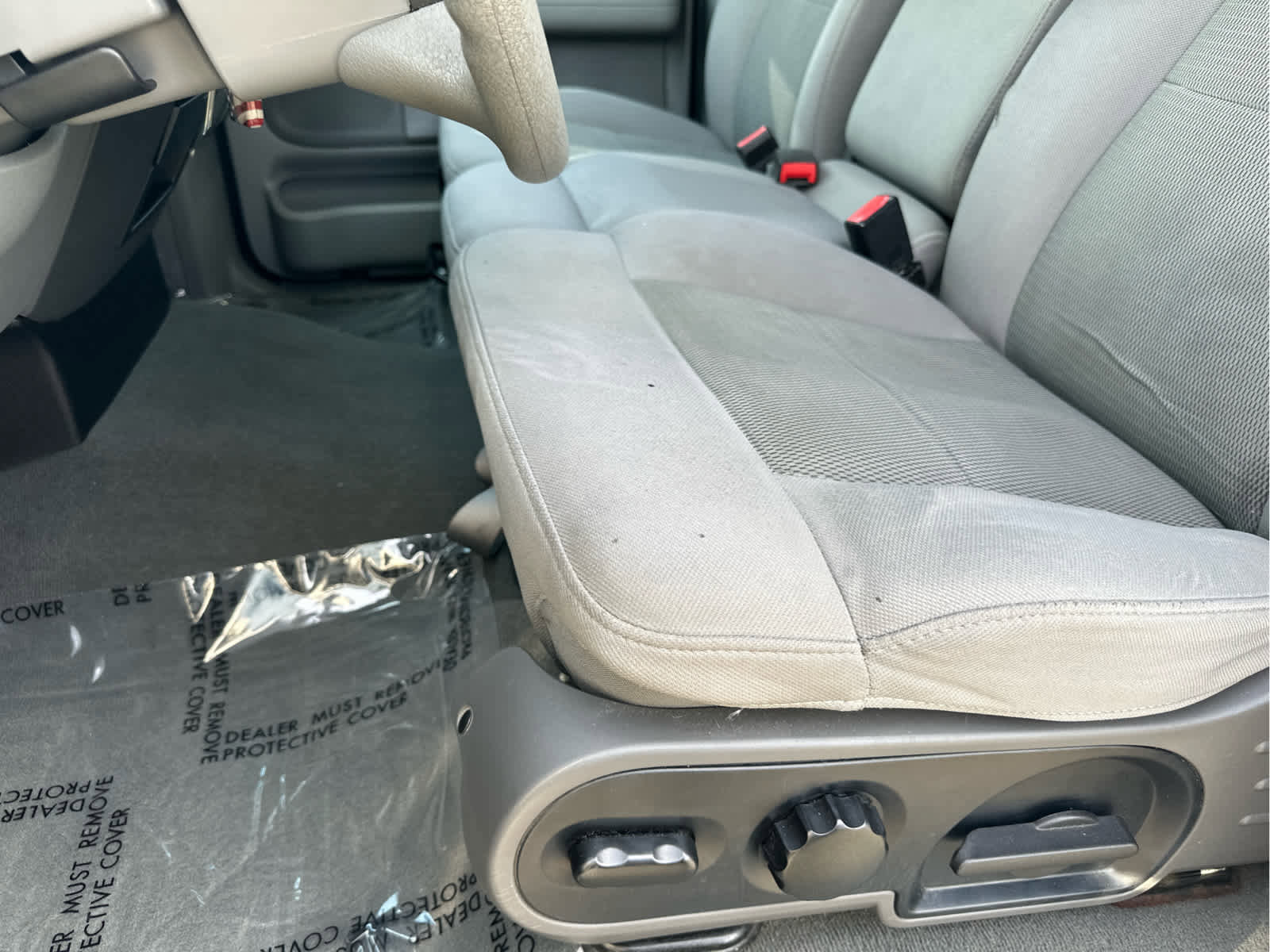 Used 2005 Ford F150 XLT AWD/4WD image 9