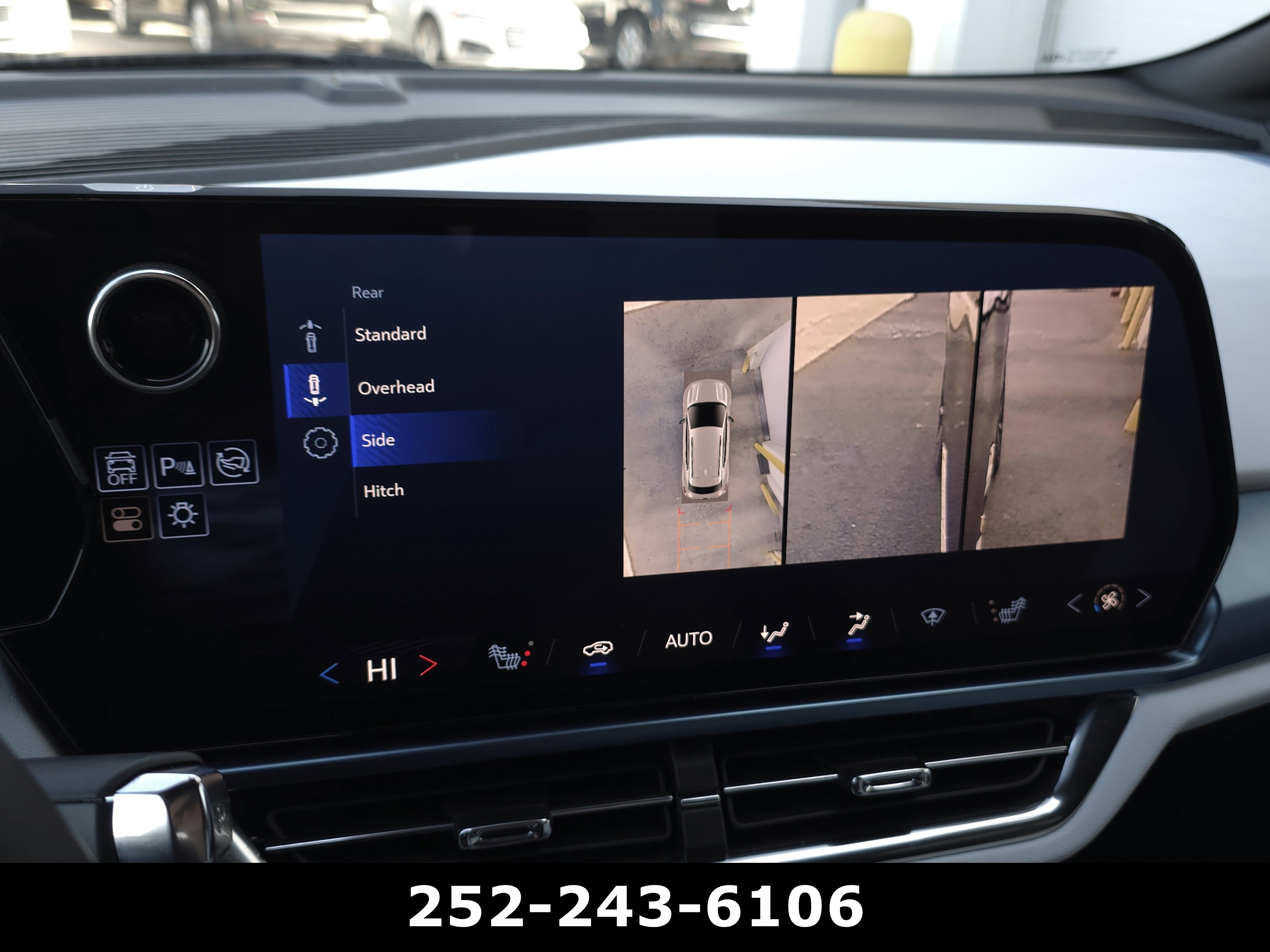 Used 2025 Chevrolet Equinox EV LT image 21