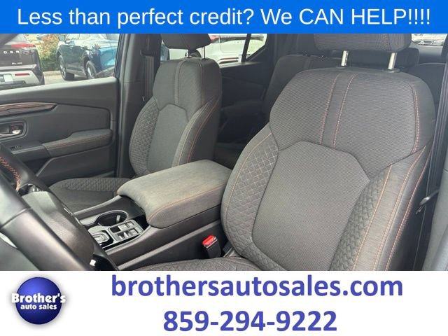 Used 2025 Honda Pilot Sport image 18