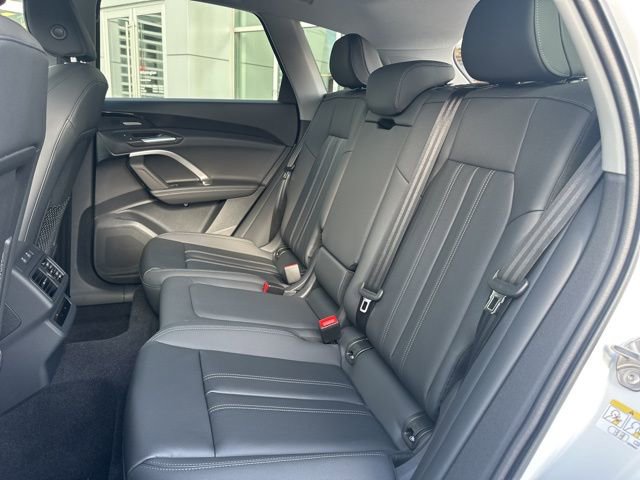 New 2025 Audi Q5 Premium Plus image 11