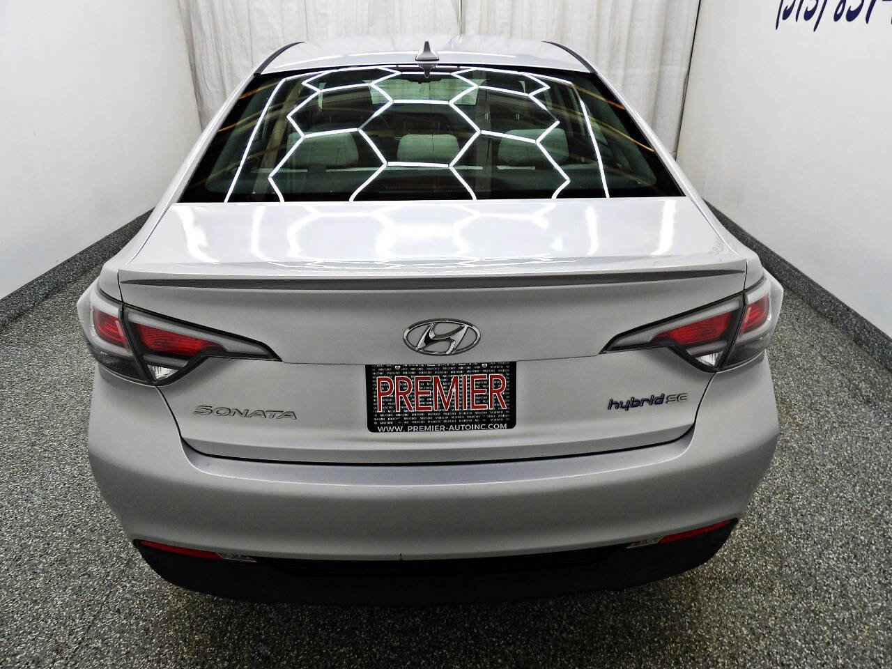 Used 2016 Hyundai Sonata SE FWD image 5