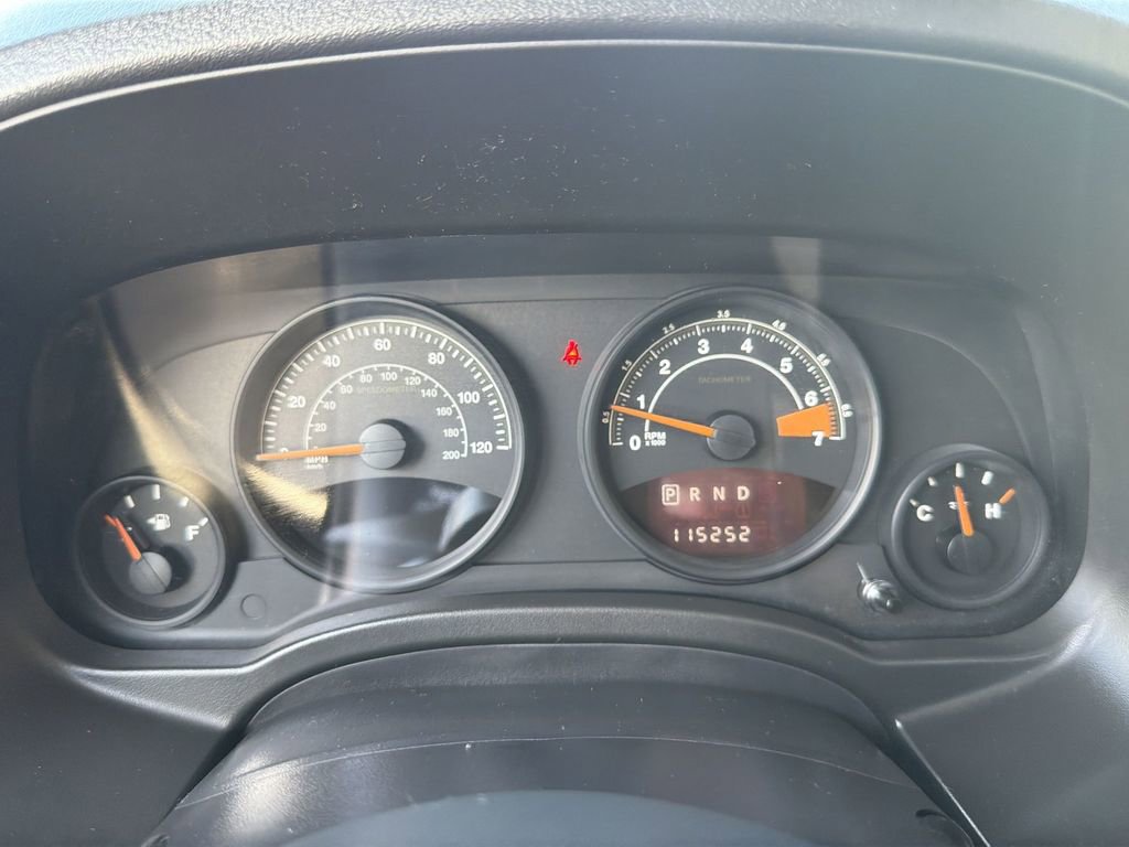 Used 2014 Jeep Patriot High Altitude FWD image 11