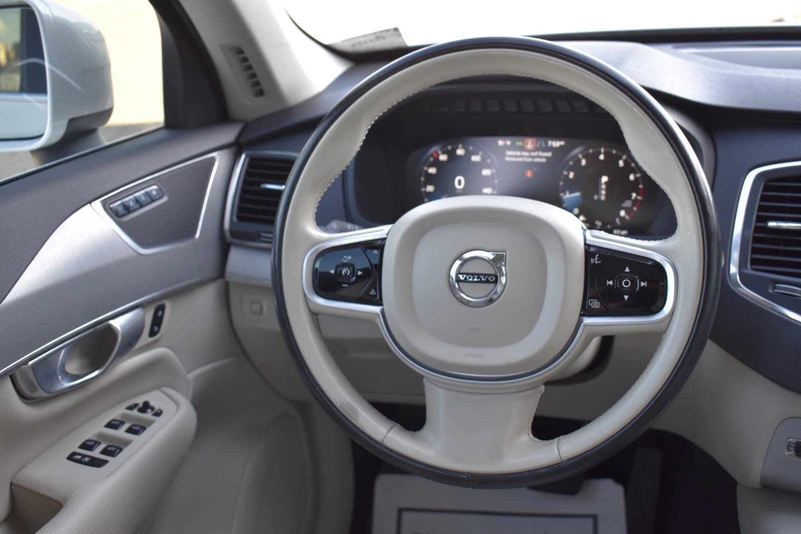 Used 2021 Volvo XC90 T5 Momentum w/ Protection Package Premier FWD image 34