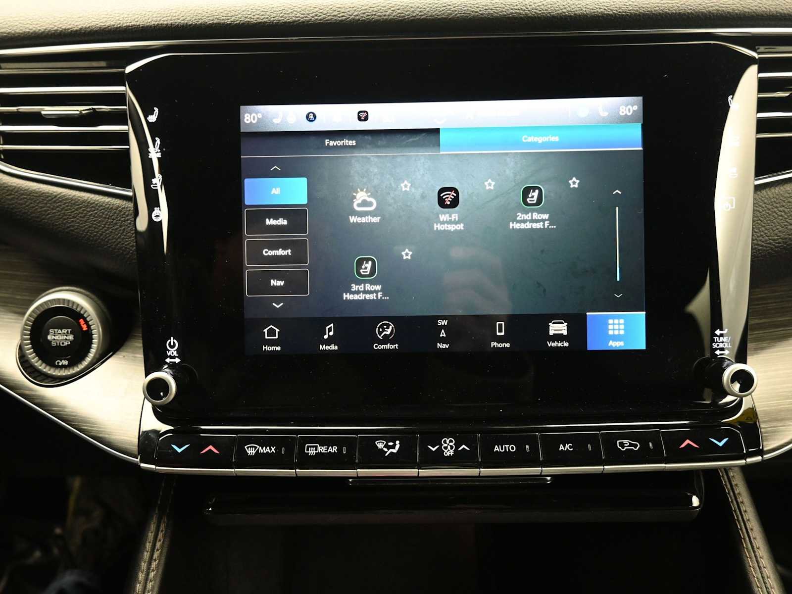 Used 2023 Jeep Wagoneer L Series III w/ Preferred Equipment Group image 23