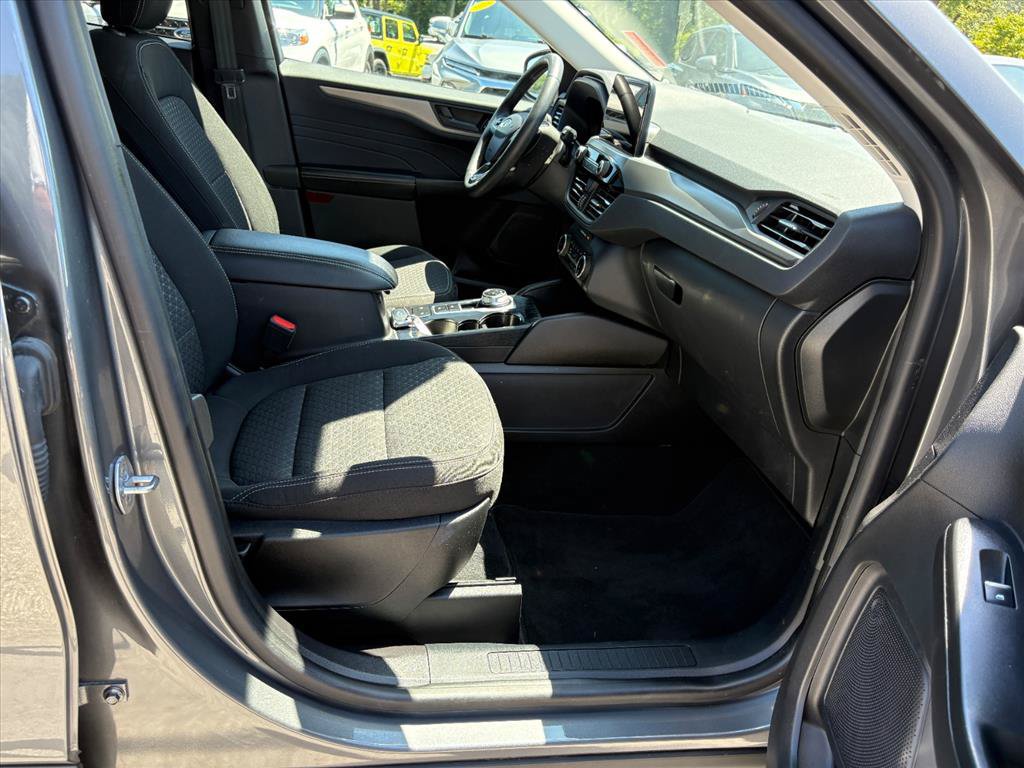 Used 2023 Ford Escape Active AWD/4WD image 17