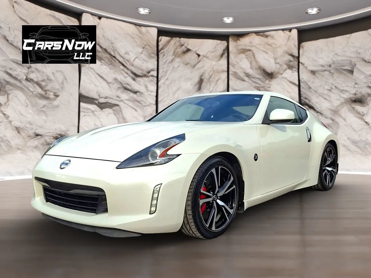 Used 2020 Nissan 370Z Touring Sport RWD image 3