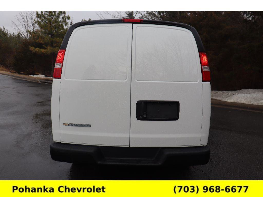 New 2026 Chevrolet Express 3500 RWD image 6