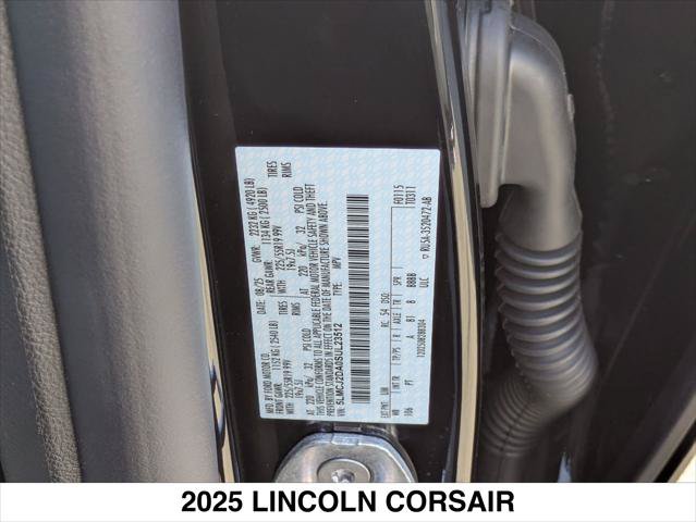 New 2025 Lincoln Corsair Reserve AWD/4WD image 15