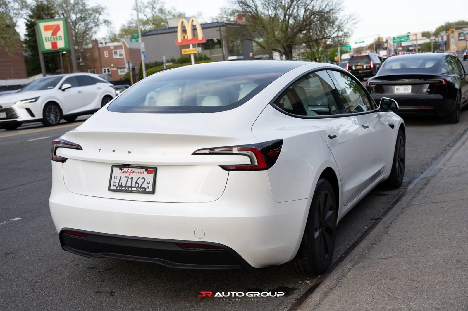 Used 2025 Tesla Model 3 Long Range RWD image 6