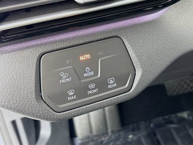 Used 2023 Volkswagen ID.4 Pro S AWD/4WD image 11