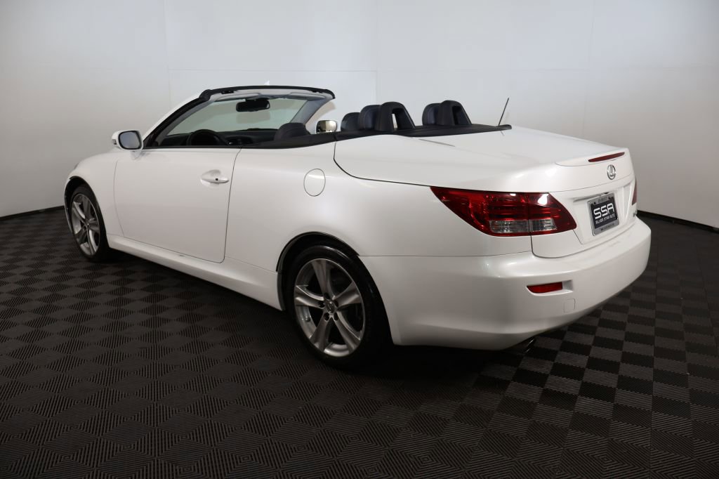 Used 2014 Lexus IS 250C 250 w/ Luxury Package image 16
