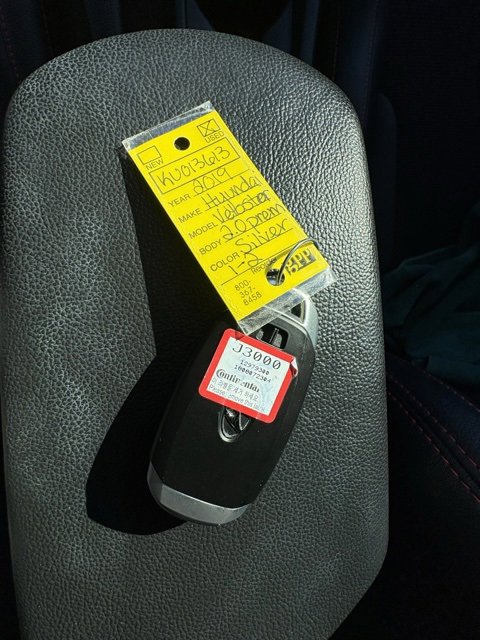 Used 2019 Hyundai Veloster 2.0 Premium image 16