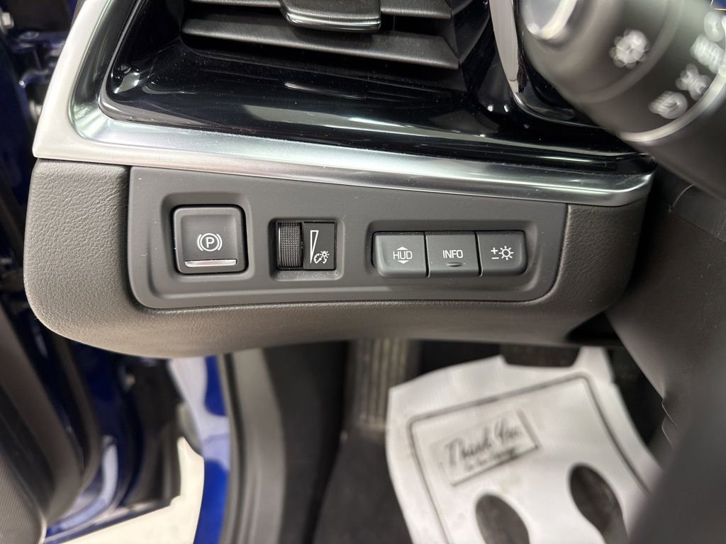 Used 2023 Cadillac XT6 Premium Luxury image 27