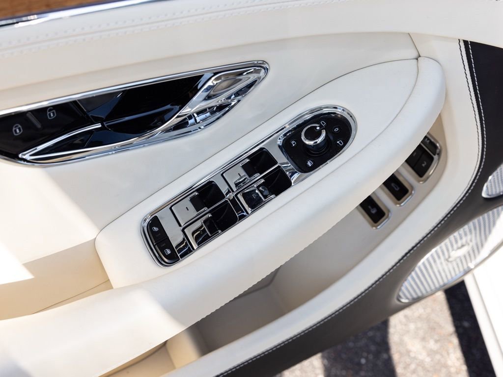 Used 2026 Bentley Continental GT image 21