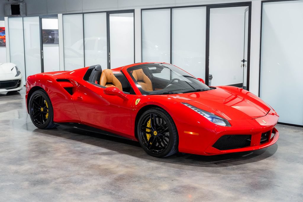 Used 2018 Ferrari 488 Spider RWD image 5