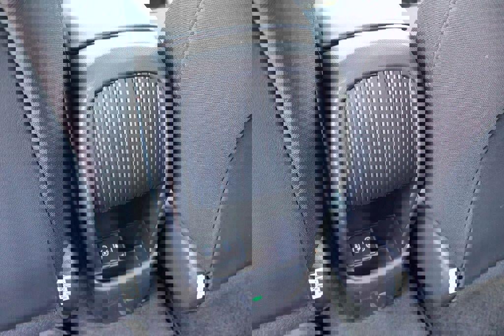 New 2026 Hyundai Kona SE image 22