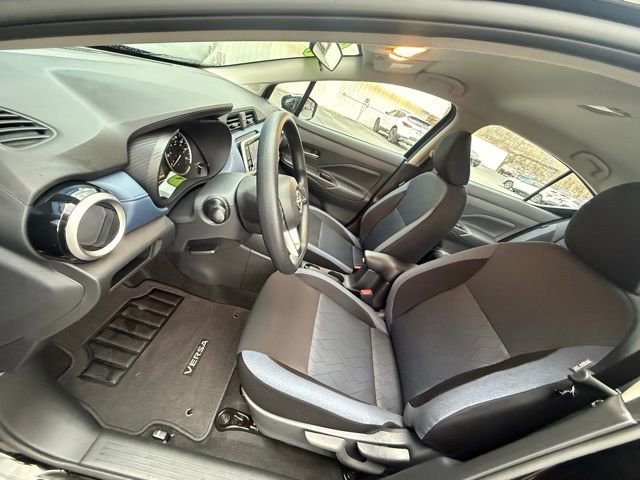 Used 2025 Nissan Versa SV w/ Trunk Package image 13