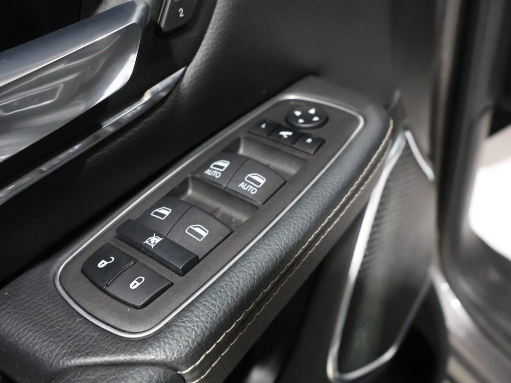 Used 2024 RAM 1500 Laramie image 13