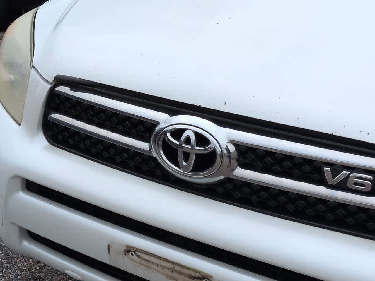 Used 2007 Toyota RAV4 Limited FWD image 11