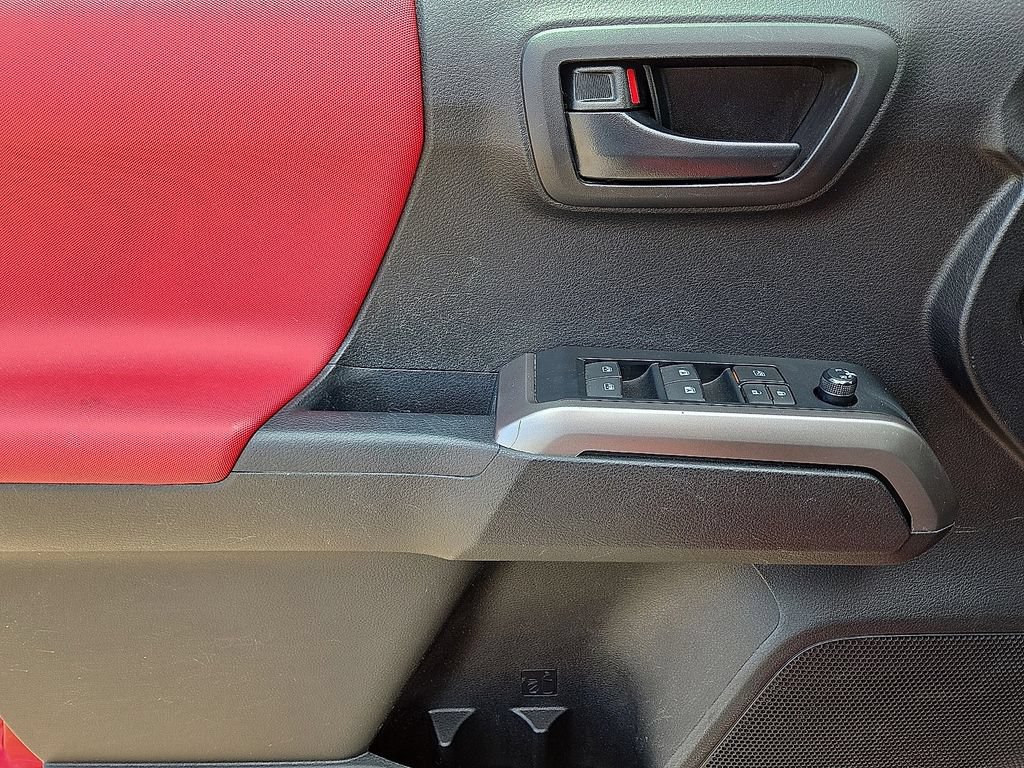 Used 2023 Toyota Tacoma SR5 RWD image 20