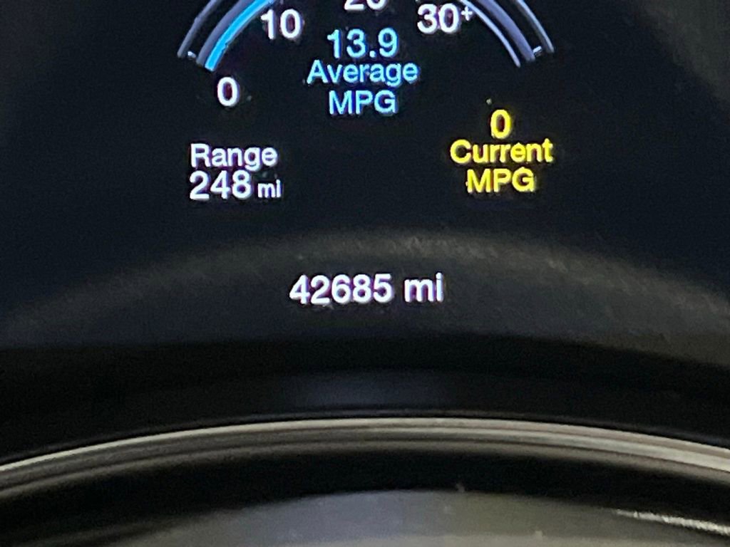 Used 2020 Jeep Grand Cherokee Altitude image 22