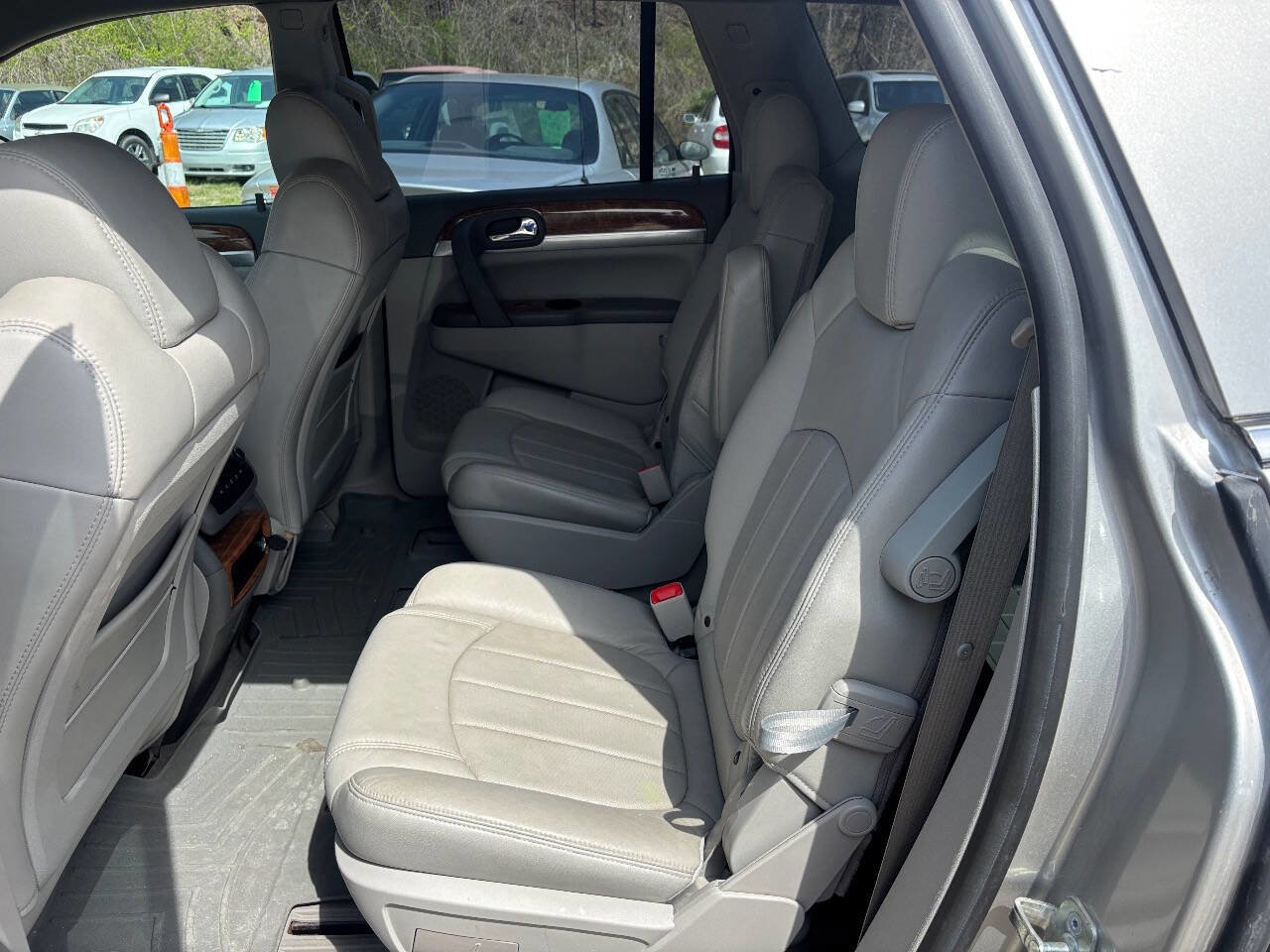 Used 2008 Buick Enclave CXL w/ Entertainment Package #1 AWD/4WD image 17