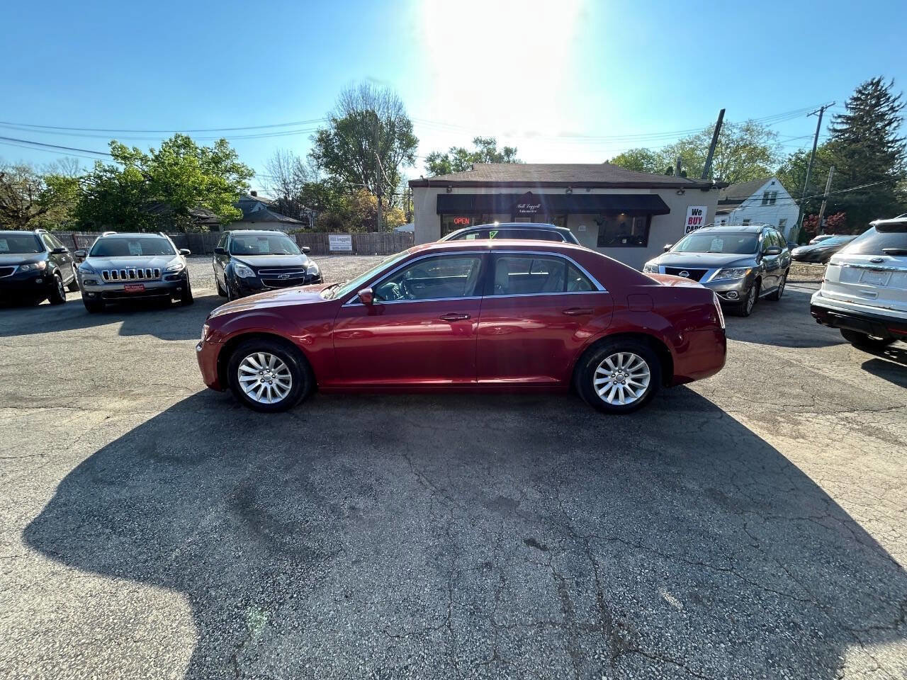 Used 2014 Chrysler 300 RWD image 4