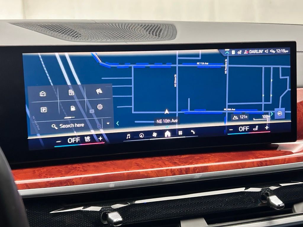 Used 2024 BMW ALPINA XB7 image 35