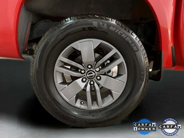 Used 2025 Nissan Frontier SV image 25