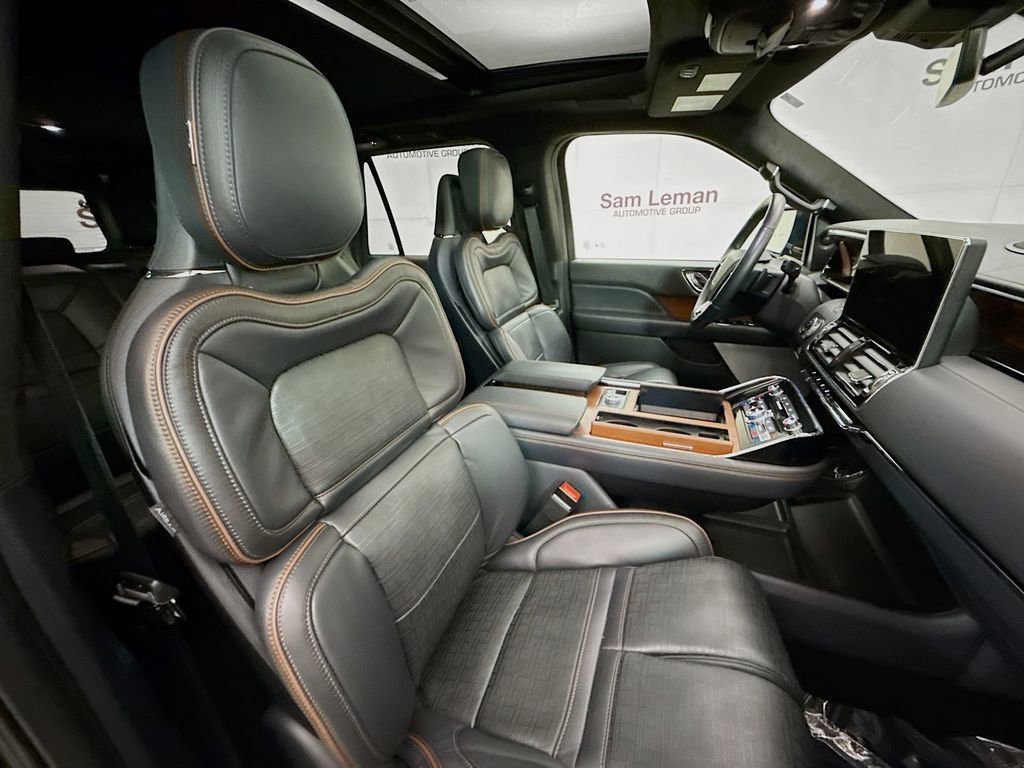 Used 2024 Lincoln Navigator L Black Label image 31