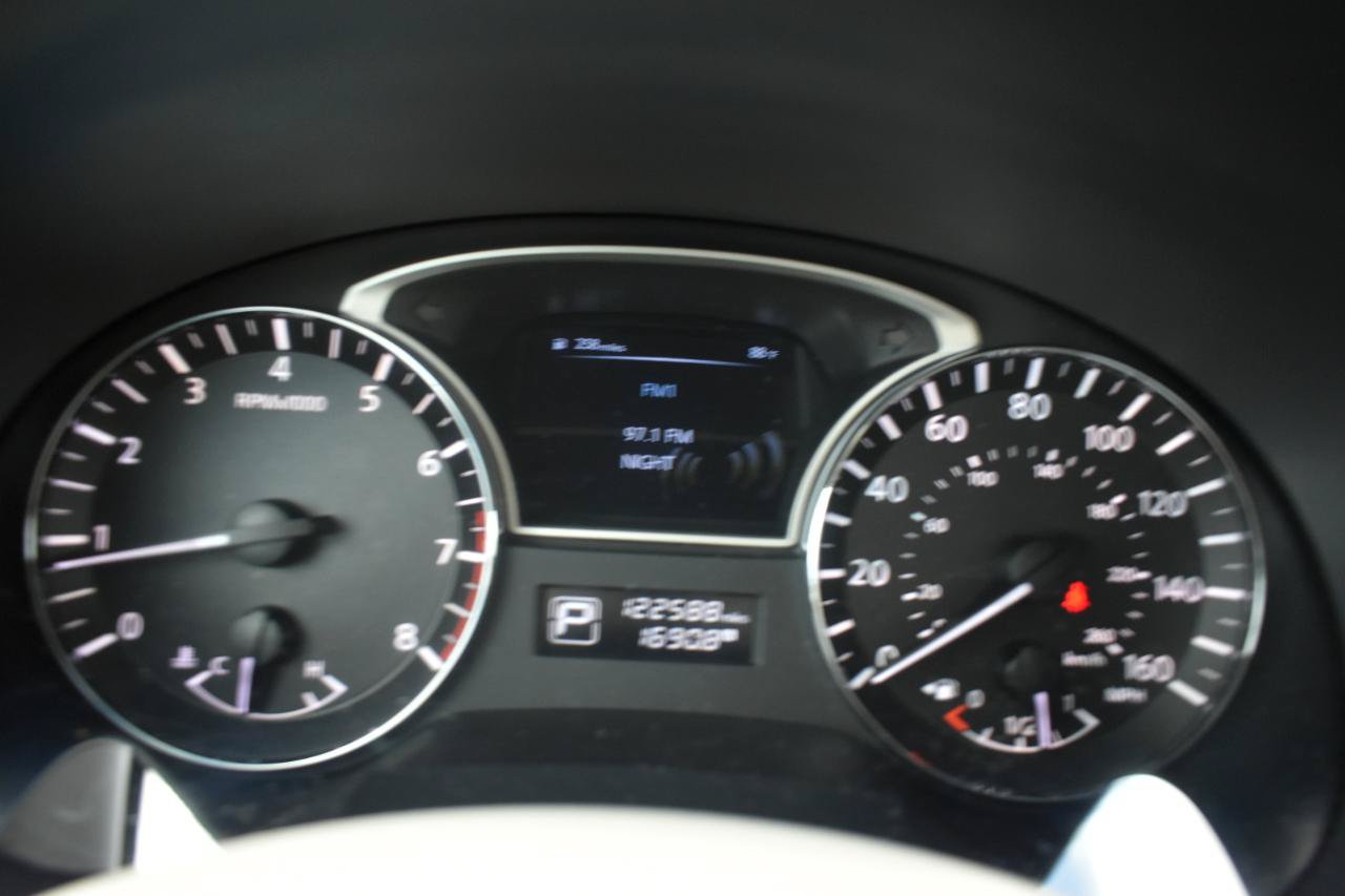 Used 2014 Nissan Altima 2.5 FWD image 17