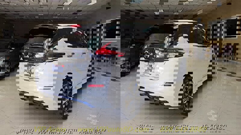 Used 2018 Nissan Leaf SL w/ SL Technology Package image 4