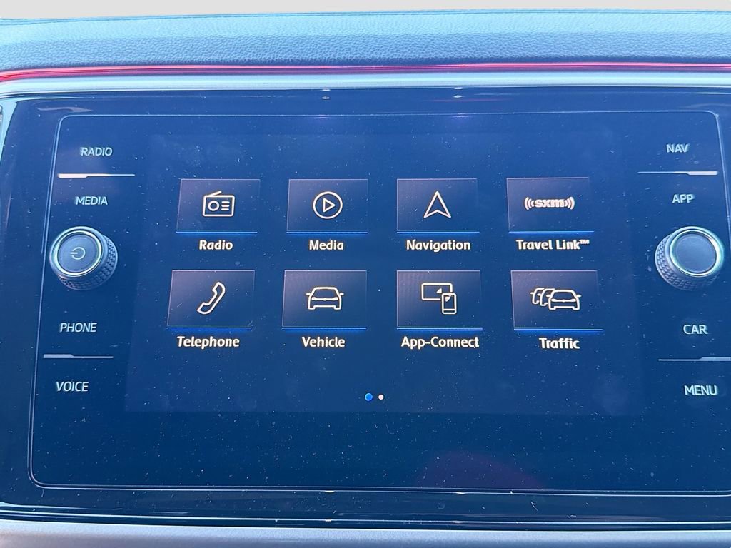 Used 2020 Volkswagen Atlas Cross Sport SEL R-Line AWD/4WD image 29