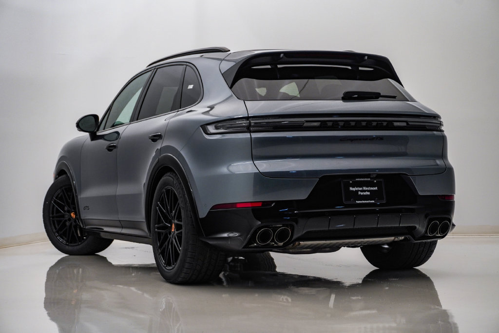 New 2026 Porsche Cayenne GTS AWD/4WD image 3