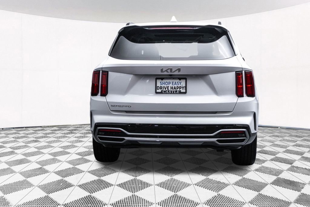 Used 2023 Kia Sorento SX image 9