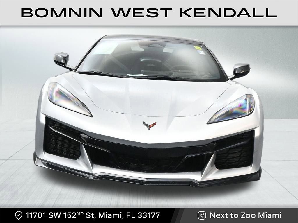 Used 2026 Chevrolet Corvette Z06 w/ Stealth Interior Trim Package image 8