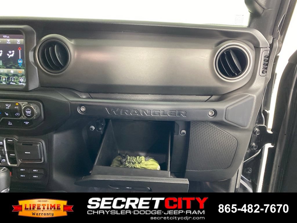 Used 2023 Jeep Wrangler Unlimited w/ Sun & Screen Package AWD/4WD image 32