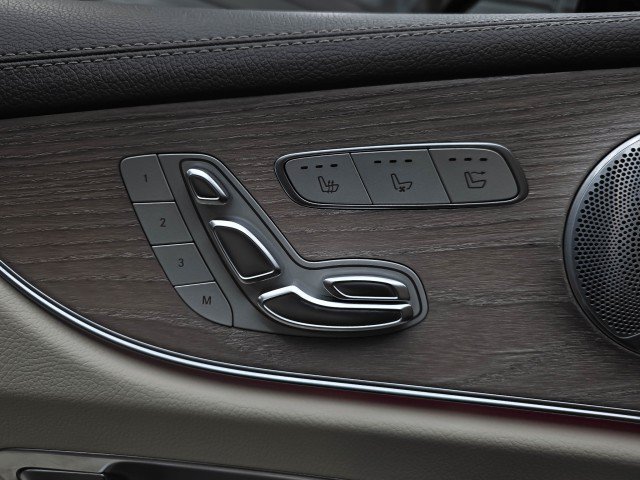 Used 2019 Mercedes-Benz E 450 4MATIC Cabriolet image 31