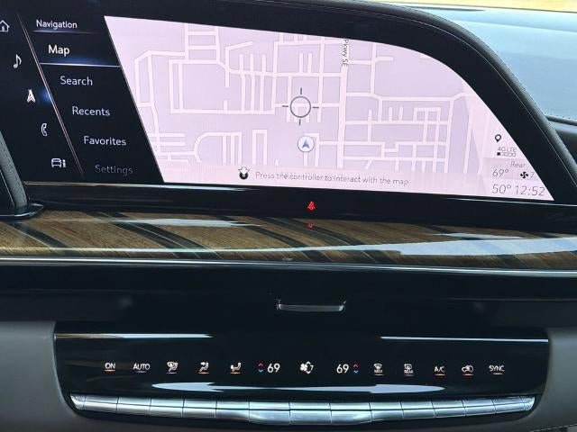 Used 2022 Cadillac Escalade Premium Luxury Platinum AWD/4WD image 35