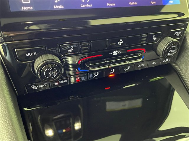 New 2025 Jeep Grand Cherokee Limited 4xe image 9