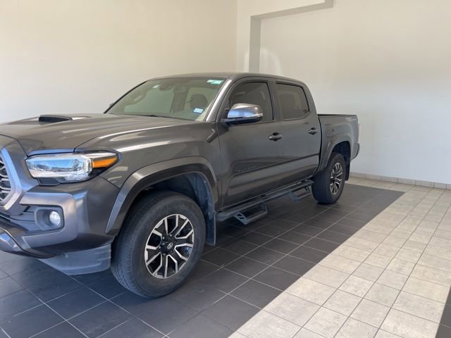 Used 2023 Toyota Tacoma TRD Sport w/ Technology Package image 2