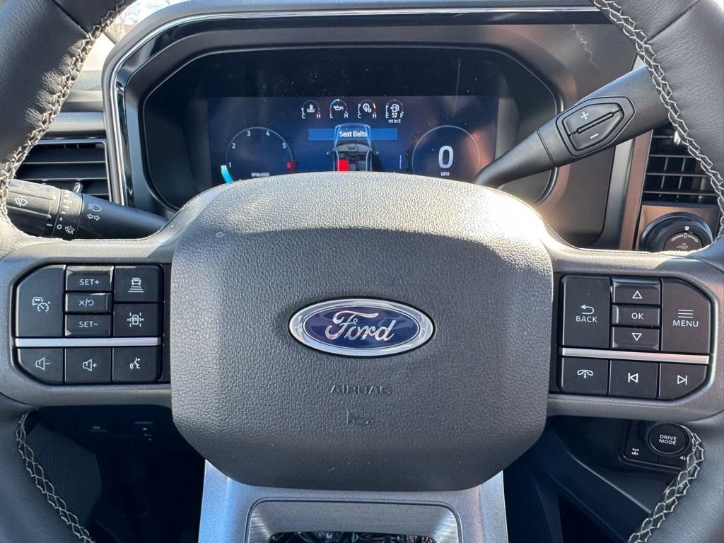 New 2026 Ford F350 Lariat w/ Black Appearance Package image 15