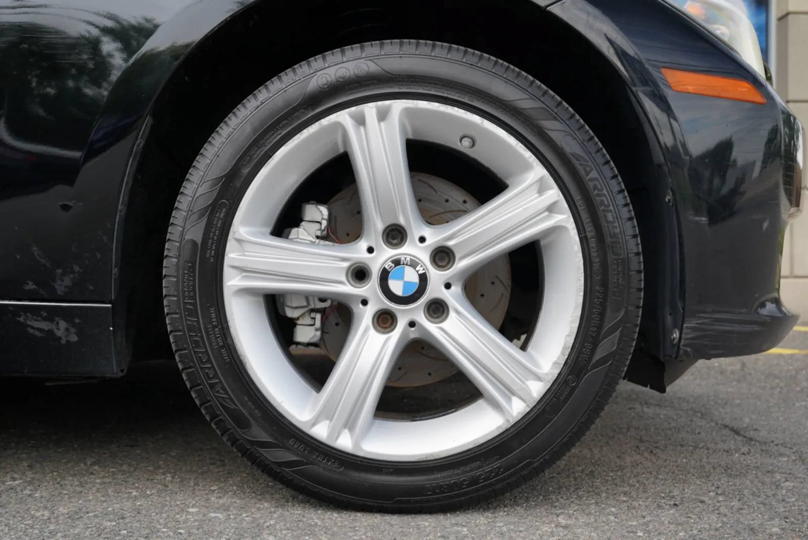Used 2014 BMW 320i xDrive Sedan AWD/4WD image 14