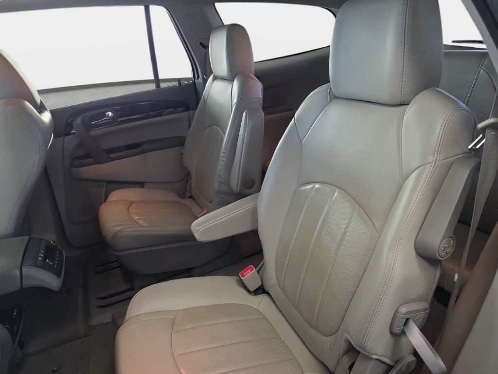 Used 2017 Buick Enclave Leather FWD image 13