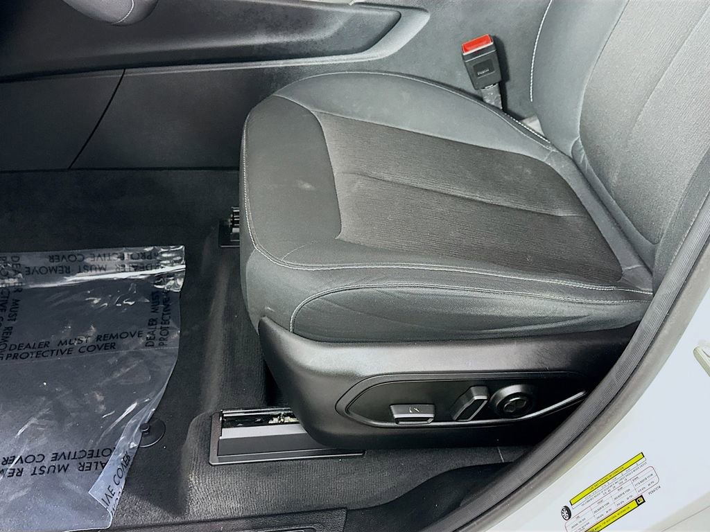 Certified 2023 Jeep Grand Cherokee Laredo image 29