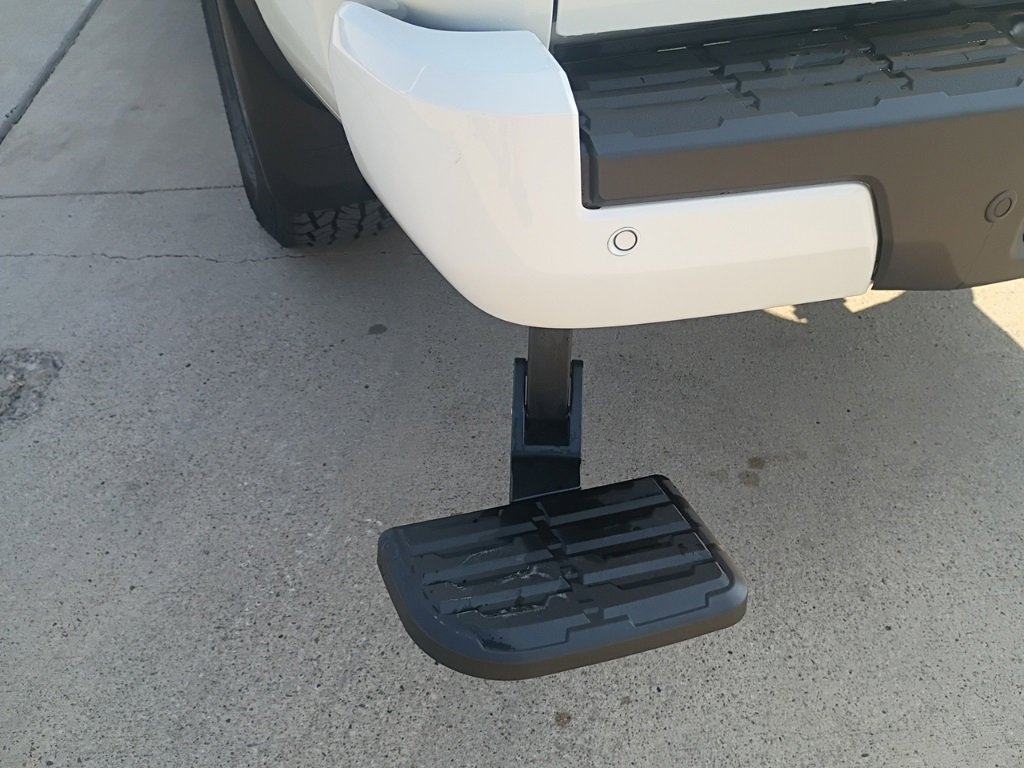 New 2026 Nissan Frontier Pro-X w/ Tow Package image 8