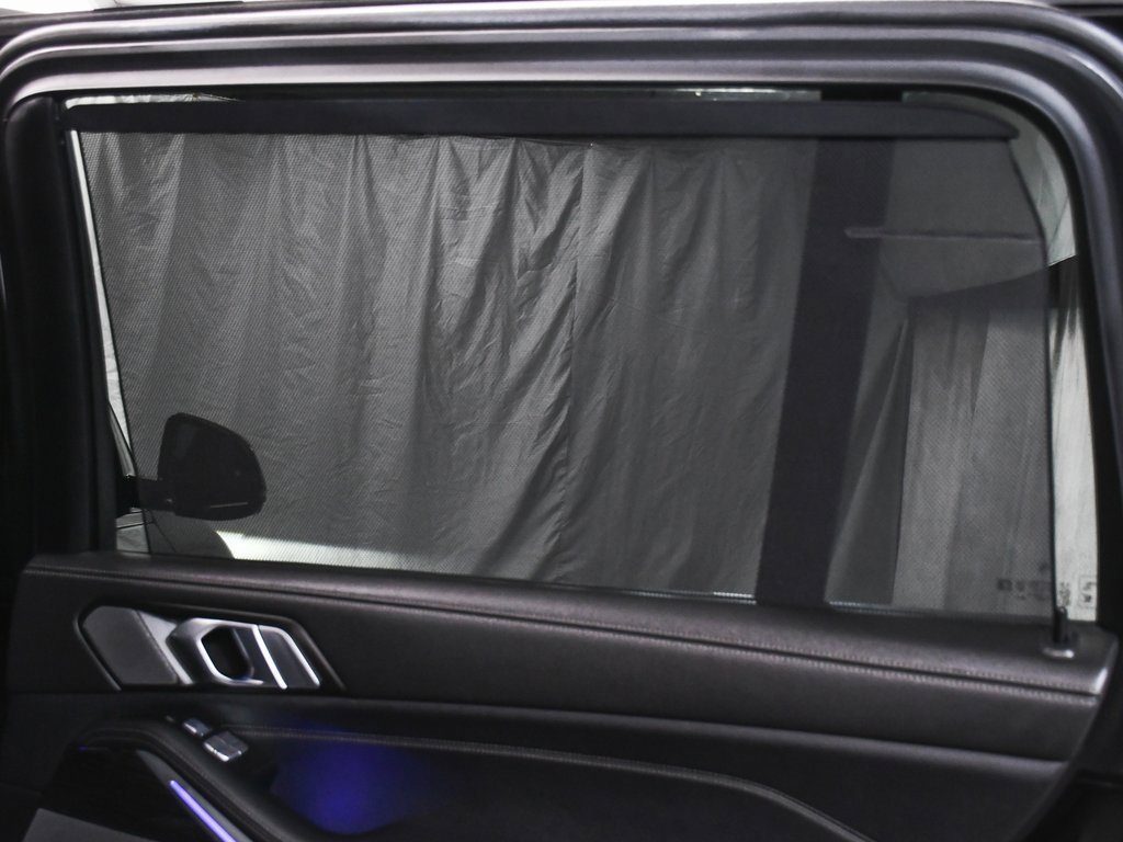 Used 2024 BMW X7 xDrive40i w/ Executive Package image 18