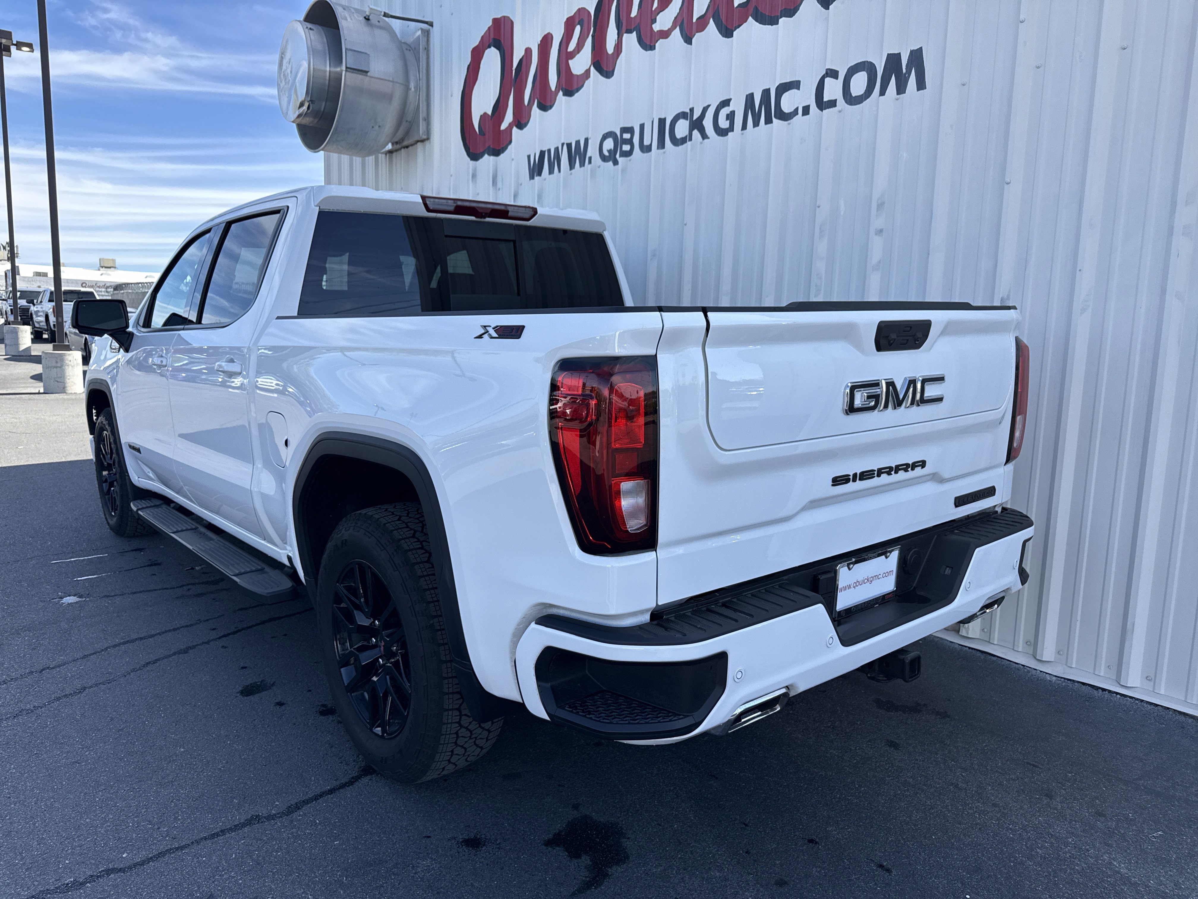 Used 2026 GMC Sierra 1500 Elevation w/ Elevation Premium Package image 11