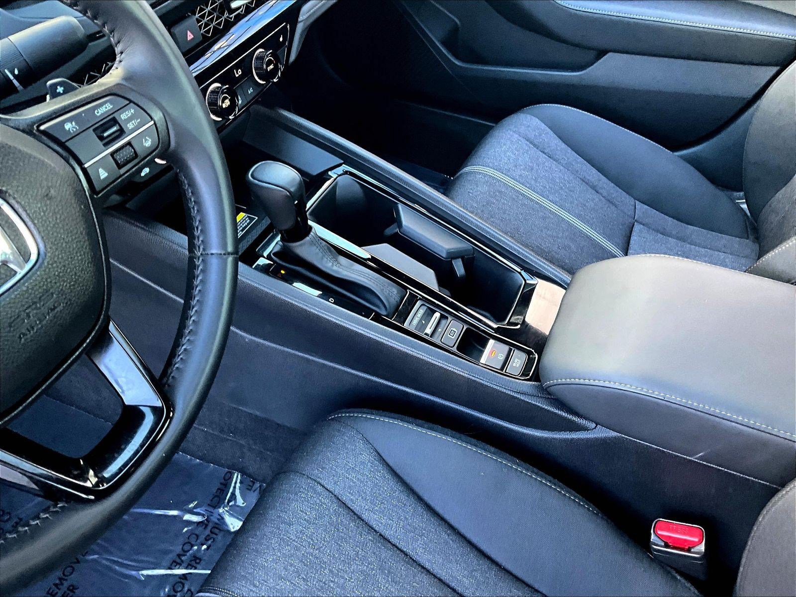 Used 2025 Honda Accord Sport image 17