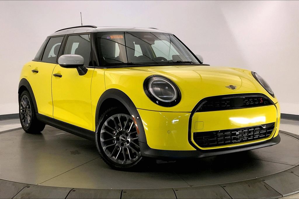Certified 2025 MINI Cooper S image 33